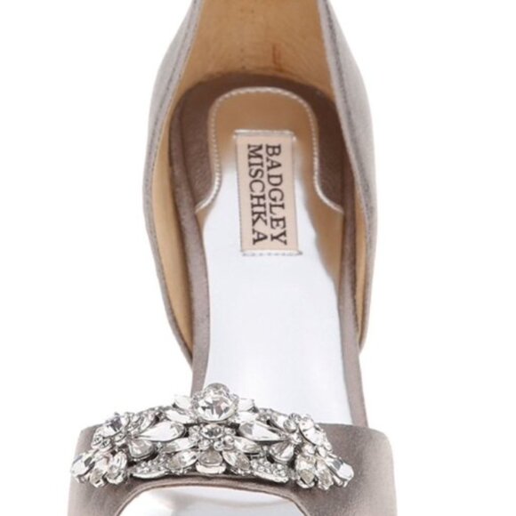 Badgley Mischka Women's Giana II D'Orsay Pump, Pewter Metallic Suede - Picture 3 of 6
